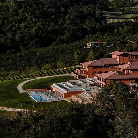 Casa Di Langa Hotel Cerretto Langhe Luaran gambar